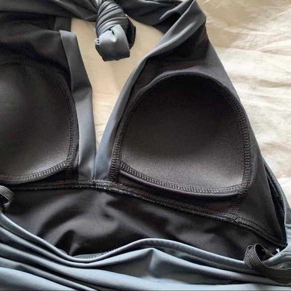 Magic Suit one piece swimsuit - Picture 7 of 10